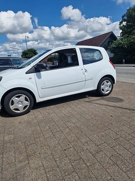 Renault Twingo 2013 photo 2