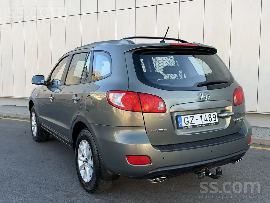 Hyundai Santa Fe 2007 photo 2