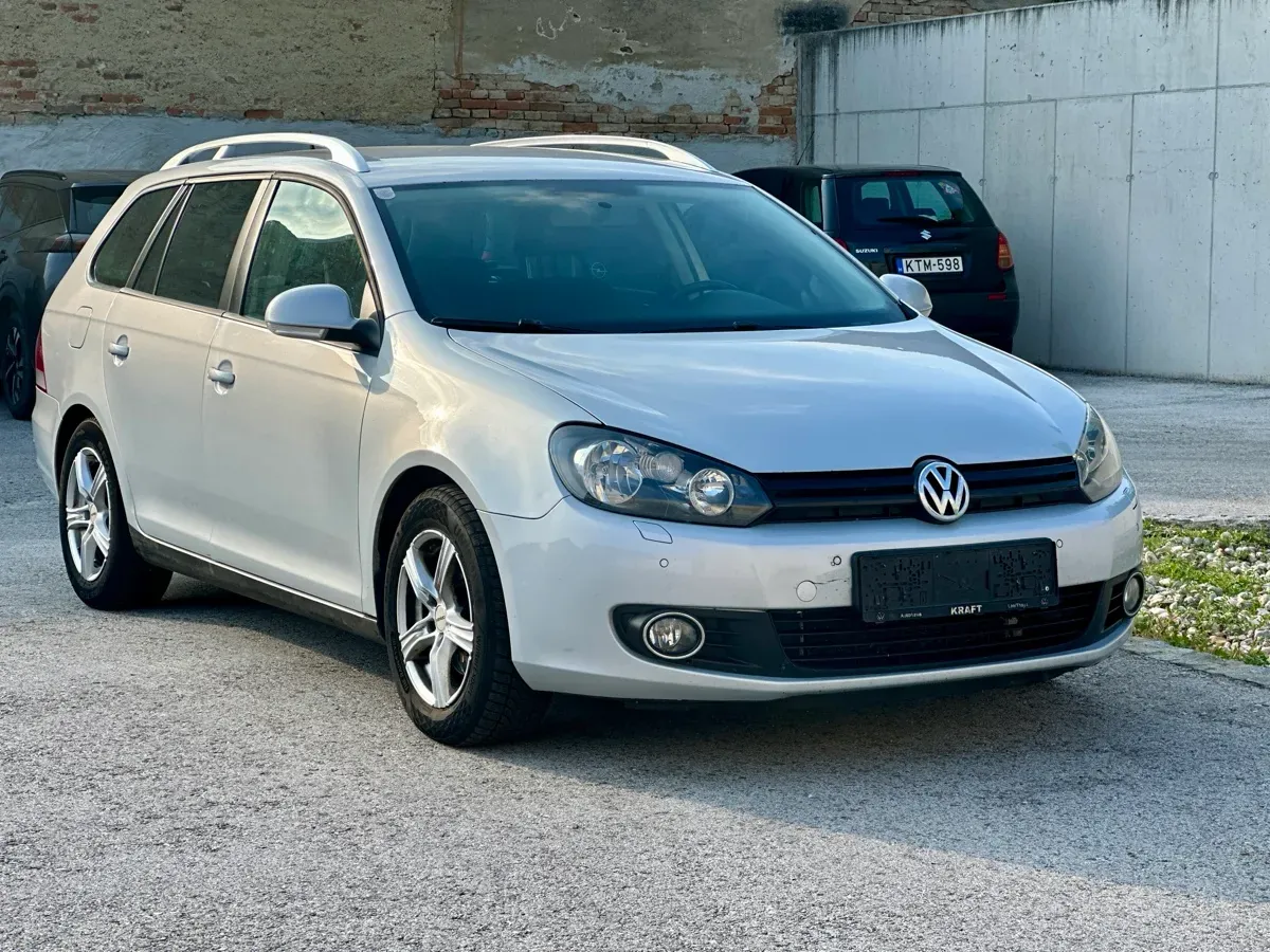 Volkswagen Golf 2012 photo 3