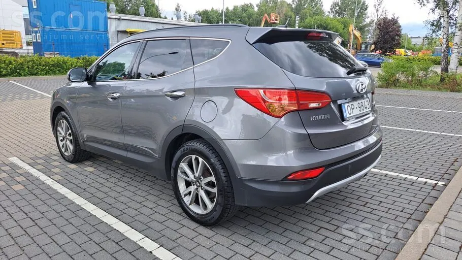 Hyundai Santa Fe 2014 photo 3