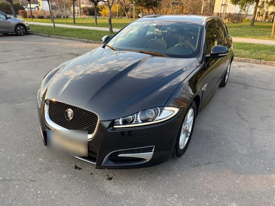 Jaguar Xf