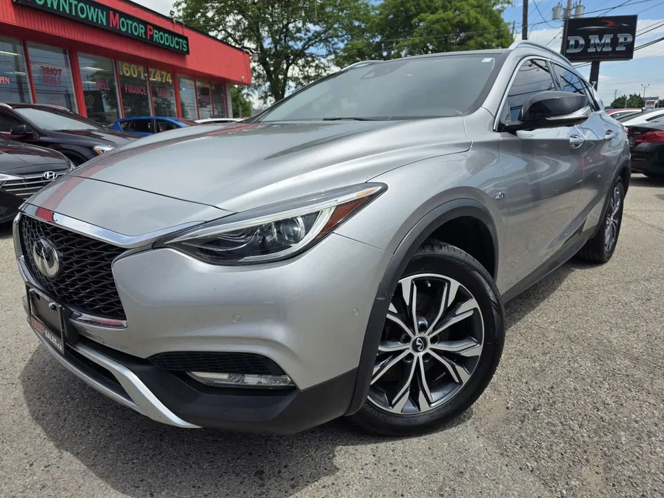 Infiniti Qx30 2017 photo 2