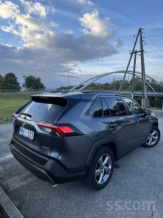 Toyota Rav4 2022 photo 3