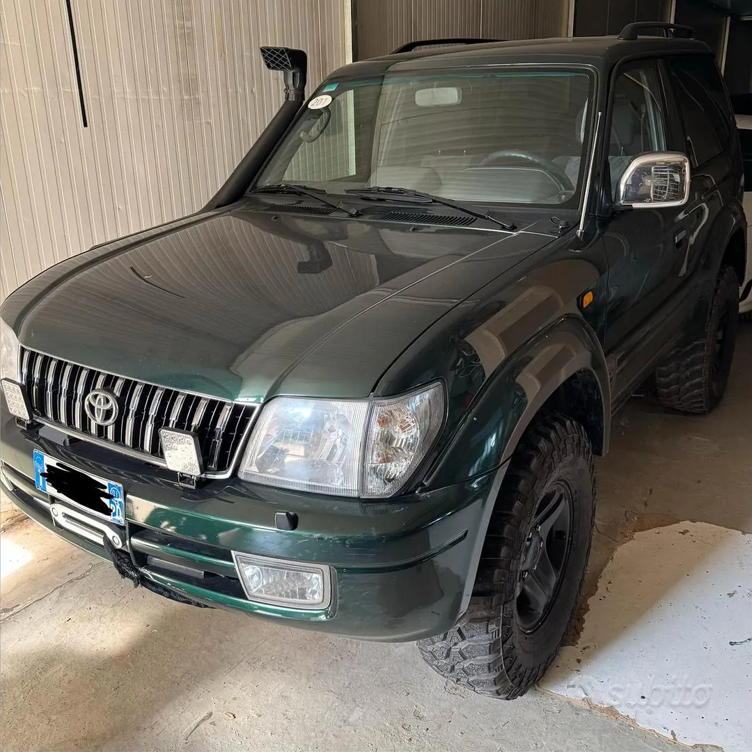 Toyota Land Cruiser 2001 photo 3
