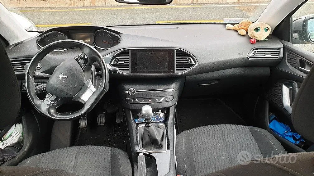 Peugeot 308 2016 photo 5