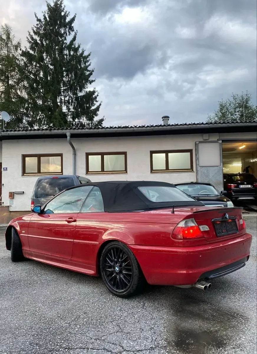 BMW 3Er-Reihe 330I 2002 photo 3