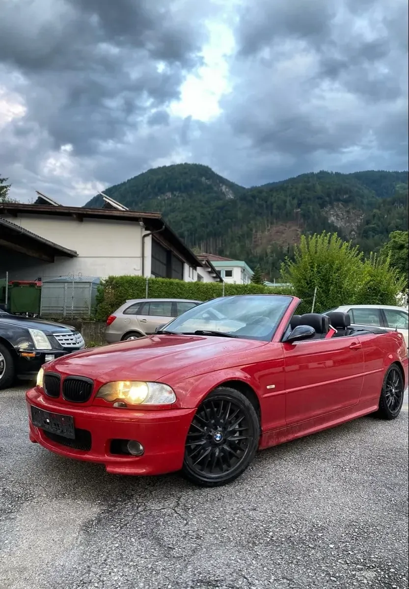 BMW 3Er-Reihe 330I 2002 photo 2