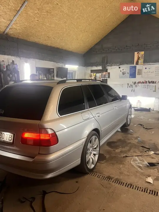 BMW 5 Series 2003 photo 5