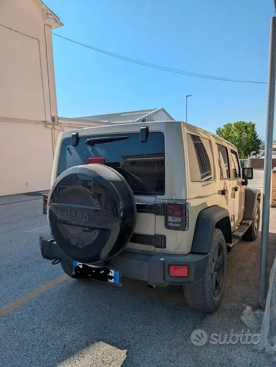 Jeep Wrangler Unlimited 2018 photo 3