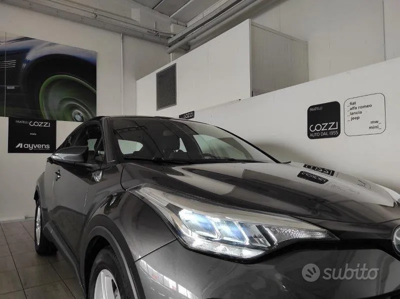 Toyota C-Hr 2023 photo 4