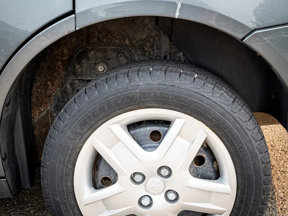 Saturn Ion 2007 photo 3