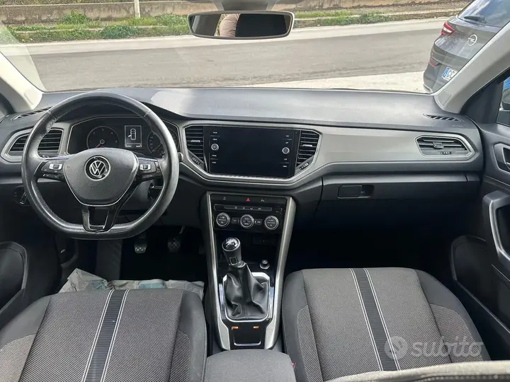 Volkswagen T-Roc 2020 photo 5