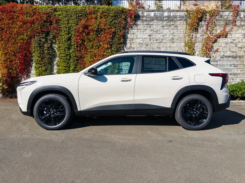 Chevrolet Trax 2026 photo 2