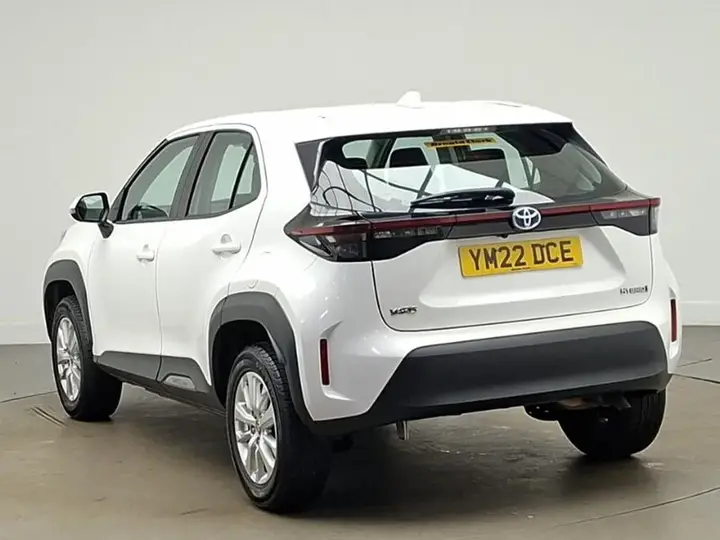 Toyota Yaris Cross 2022 photo 2