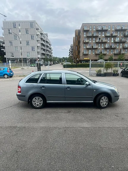 Skoda Fabia 2006 photo 5