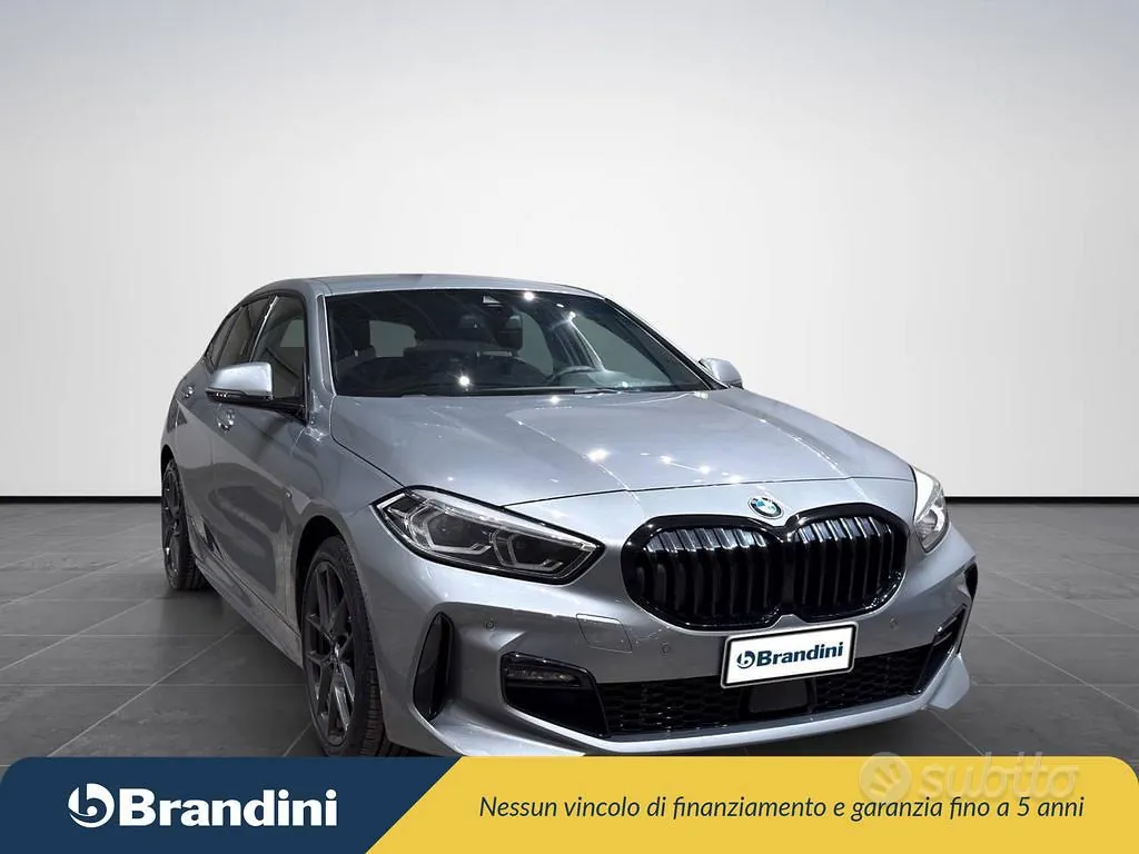 BMW 1 Series 2023 photo 4