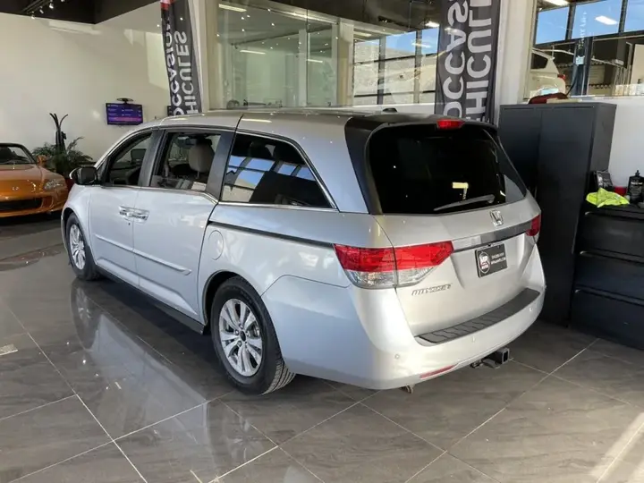 Honda Odyssey 2015 photo 5
