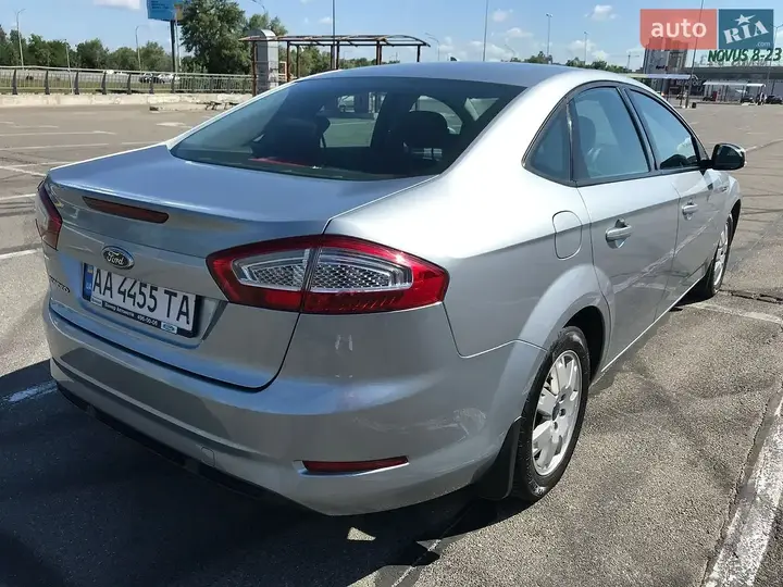 Ford Mondeo 2012 photo 2