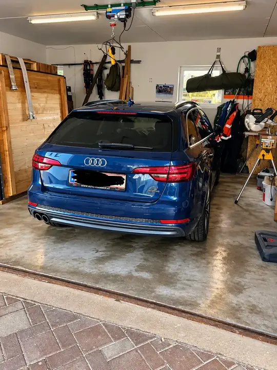 Audi A4 2018 photo 3
