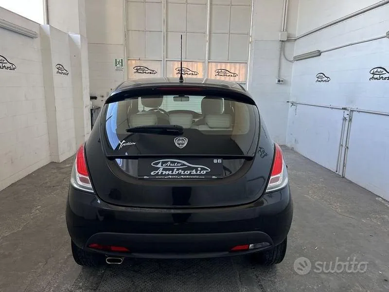 Lancia Ypsilon 2013 photo 3