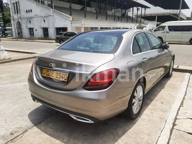 Mercedes-Benz C200 2018 photo 5