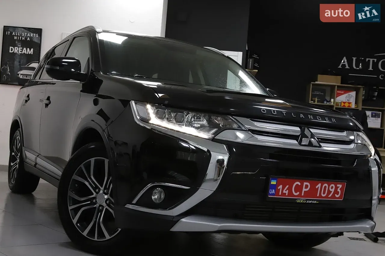 Mitsubishi Outlander 2016 photo 2