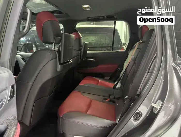 Toyota Land Cruiser 2025 photo 3