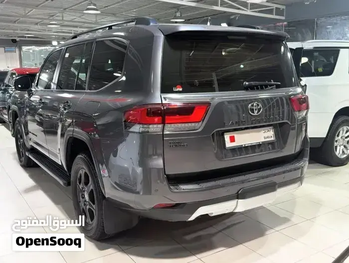 Toyota Land Cruiser 2025 photo 2