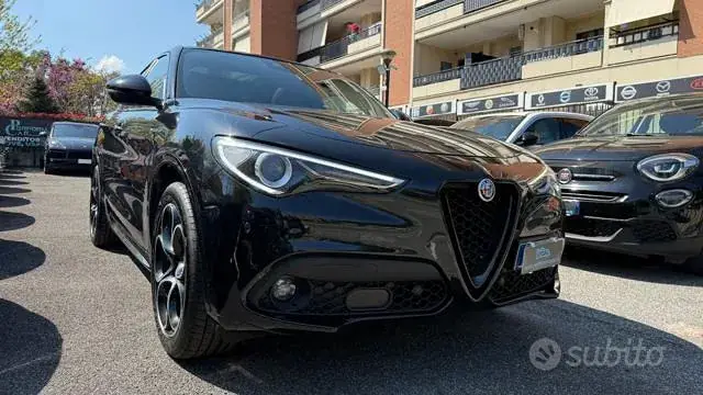 Alfa Romeo Stelvio 2022 photo 2