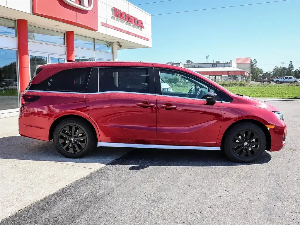 Honda Odyssey 2027 photo 3