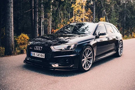 Audi Rs4 2018 photo 2
