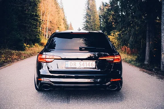 Audi Rs4 2018 photo 5
