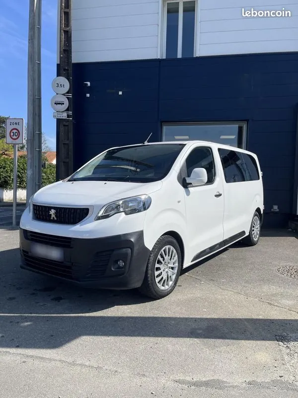 Peugeot Traveller