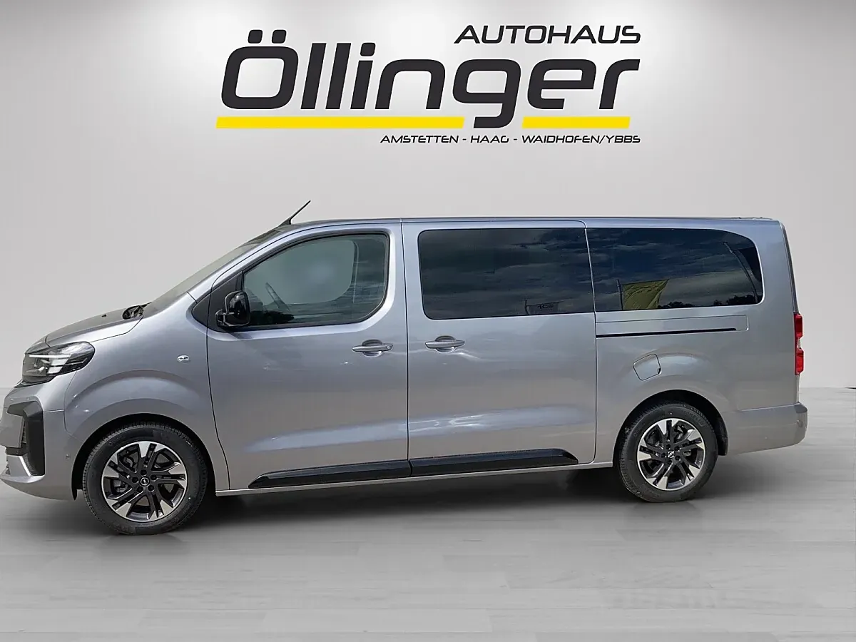Opel Zafira 2026 photo 2