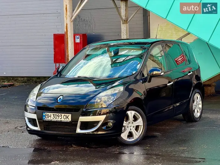 Renault Scenic 2010 photo 2