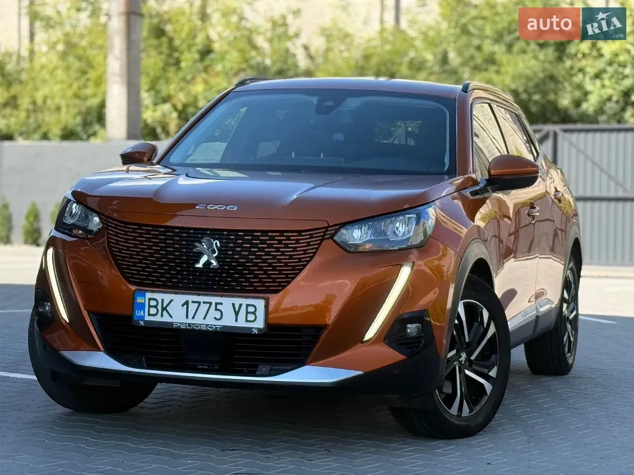 Peugeot E-2008 2020 photo 4