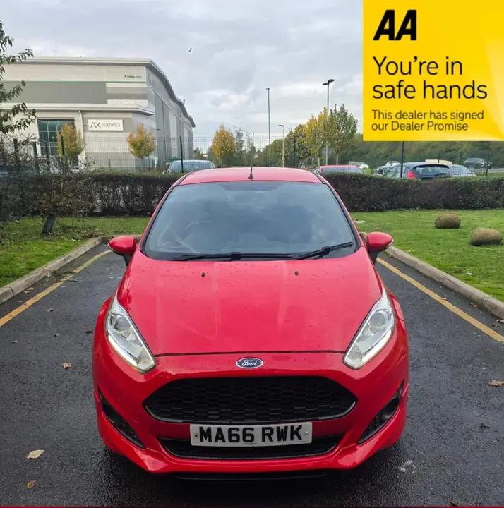 Ford Fiesta 2016 photo 2