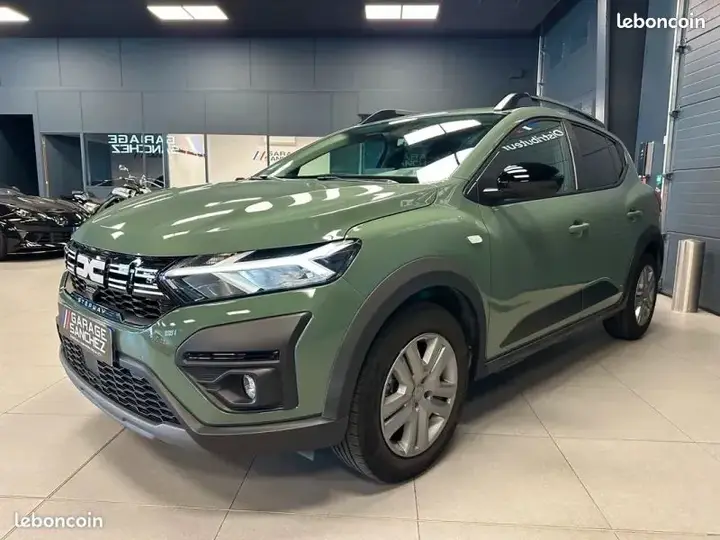 Dacia Sandero 2023 photo 2