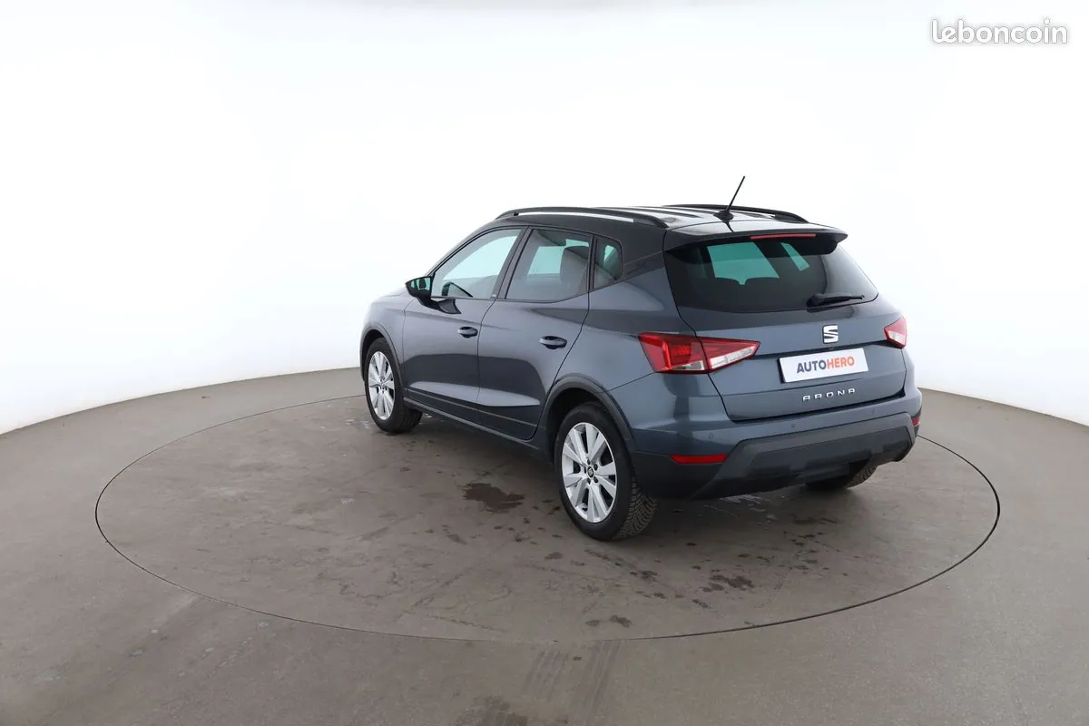 Seat Arona 2020 photo 2