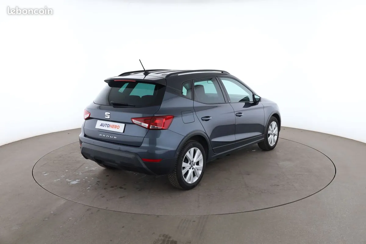 Seat Arona 2020 photo 3