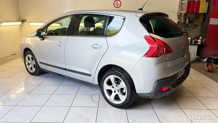 Peugeot 3008 2009 photo 4