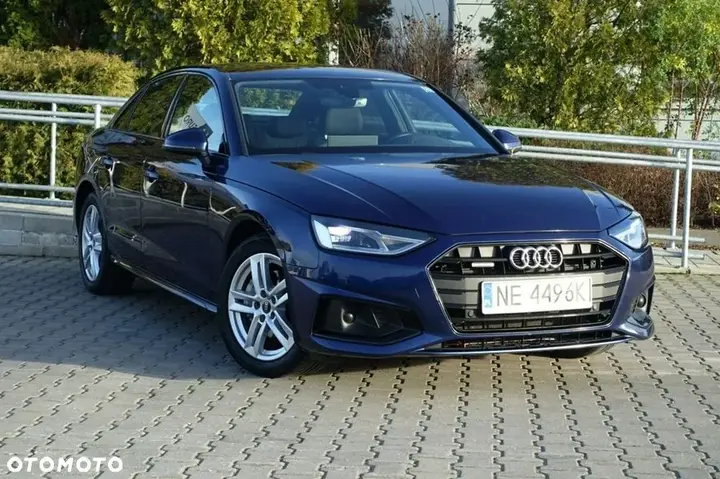 Audi A4 Limousine