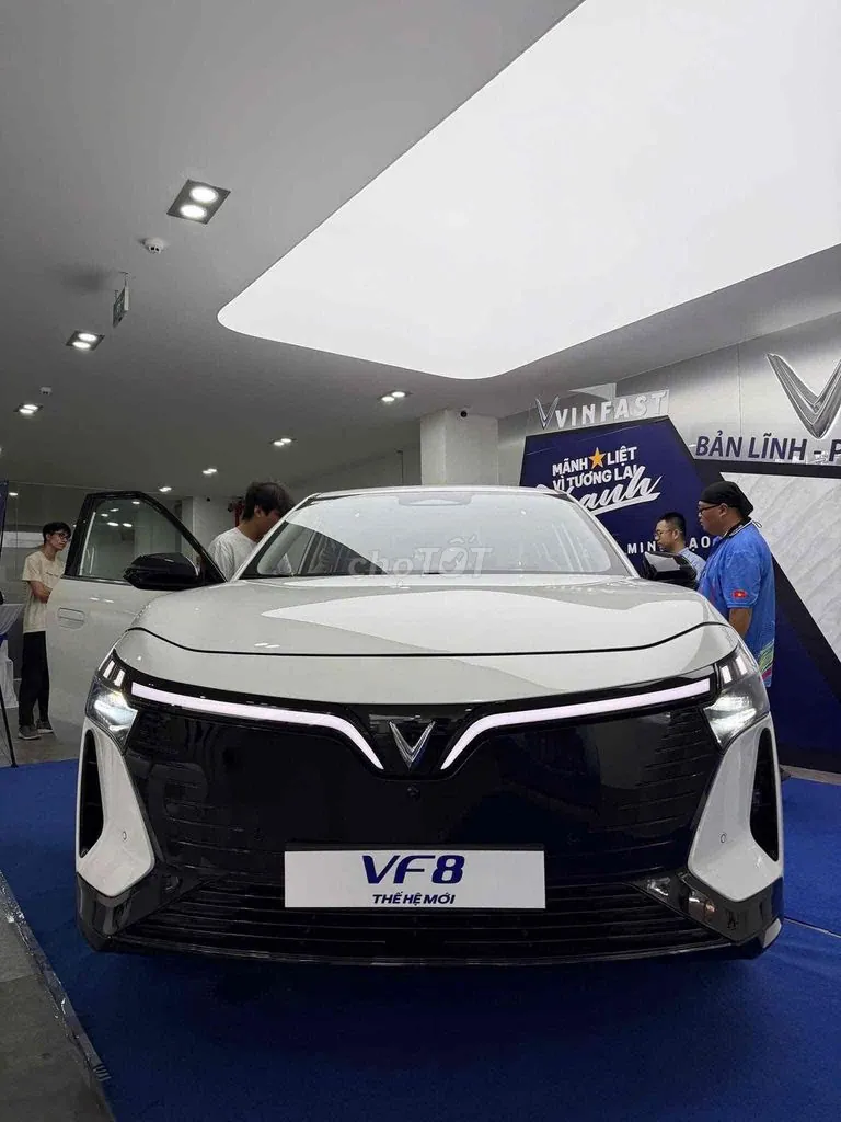 Vinfast Vf8 2026 photo 2