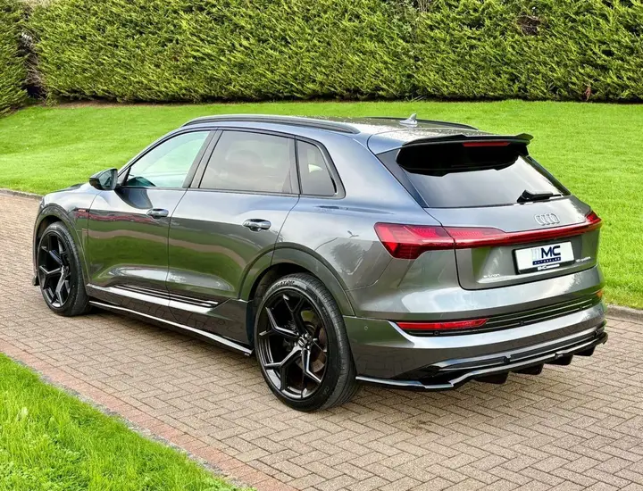 Audi E-Tron 2022 photo 4