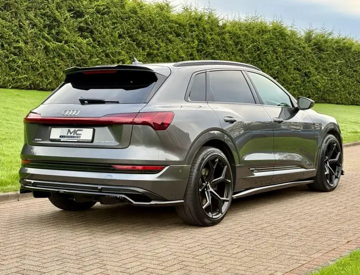 Audi E-Tron 2022 photo 3