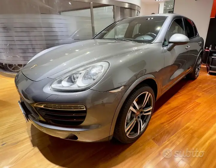 Porsche Cayenne 2013 photo 3