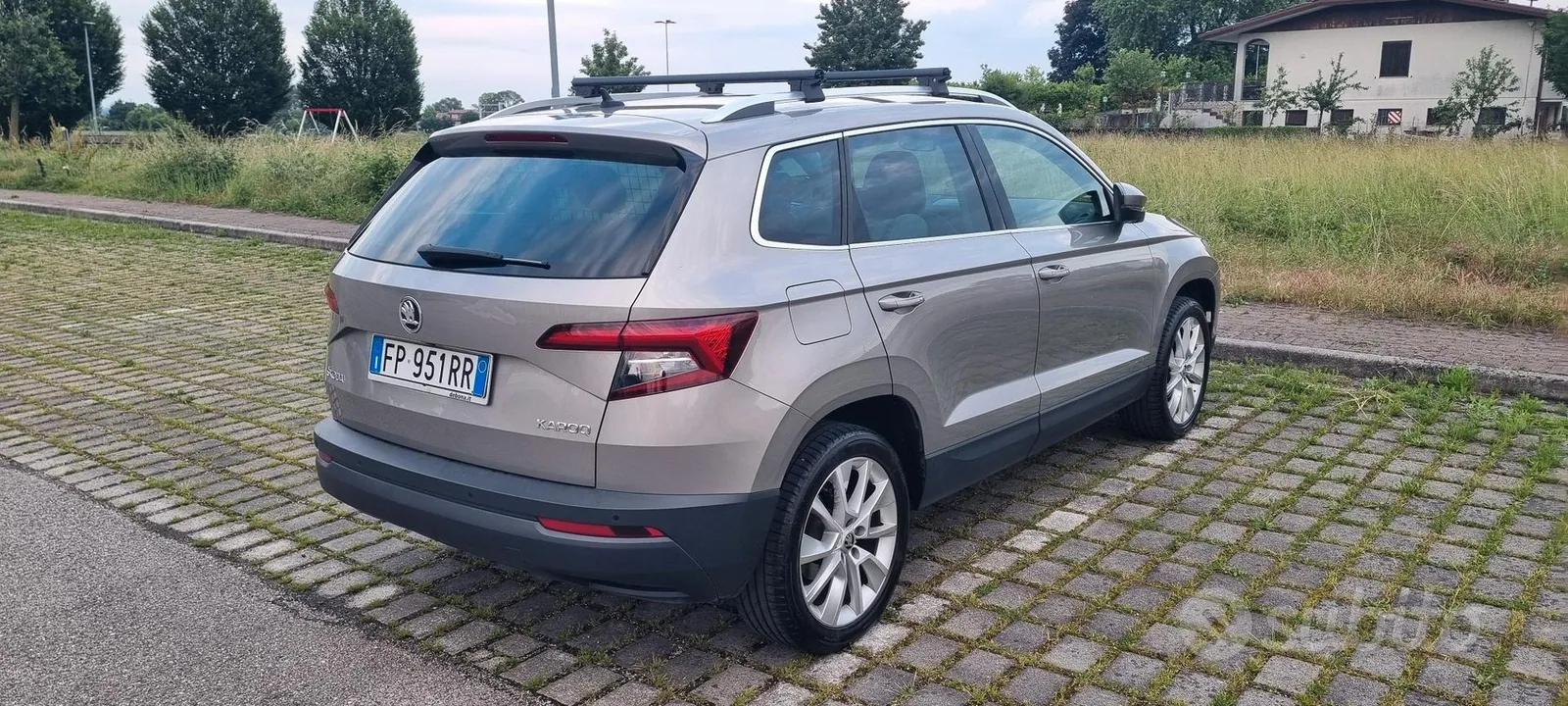 Skoda Karoq 2018 photo 2