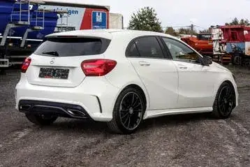 Mercedes-Benz A-Class 2016 photo 3