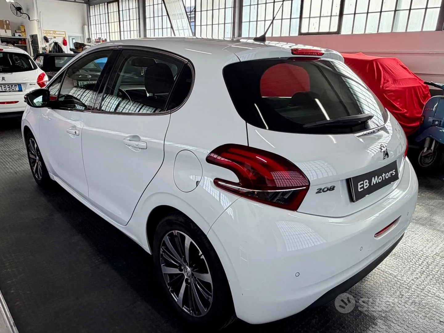 Peugeot 208
