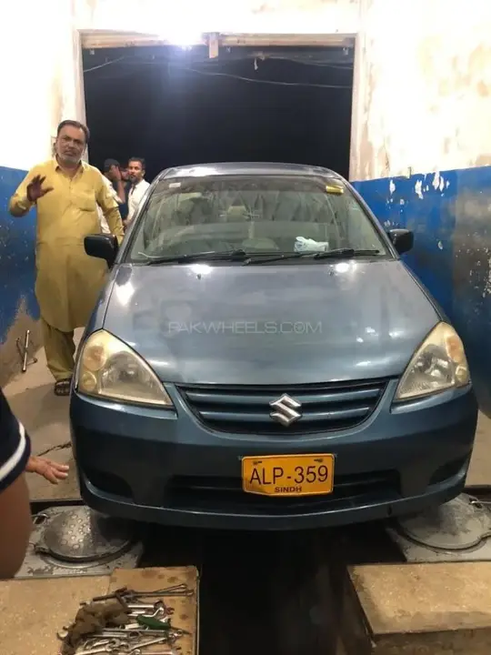 Suzuki Liana